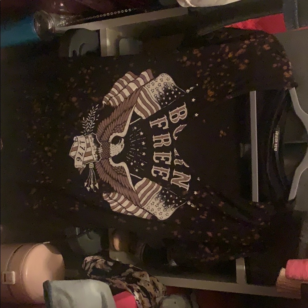 Fashion Nova “born free” t-shirt